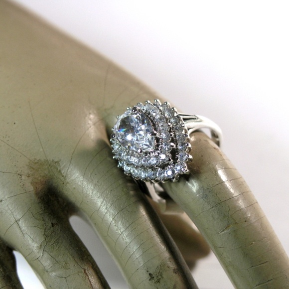 LINDENWOLD Vintage Cocktail Ring- 925 Sterling - Pear CZ w/ baguettes Size10 - Picture 7 of 12
